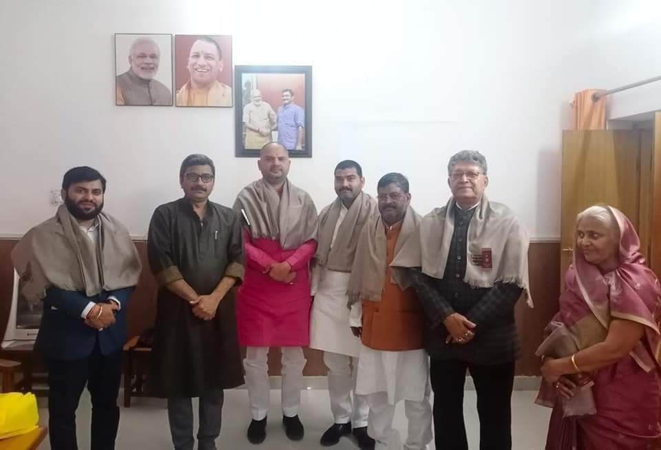हिंदी समाचार |प्रभारी मंत्री ने रात्रिभोज...