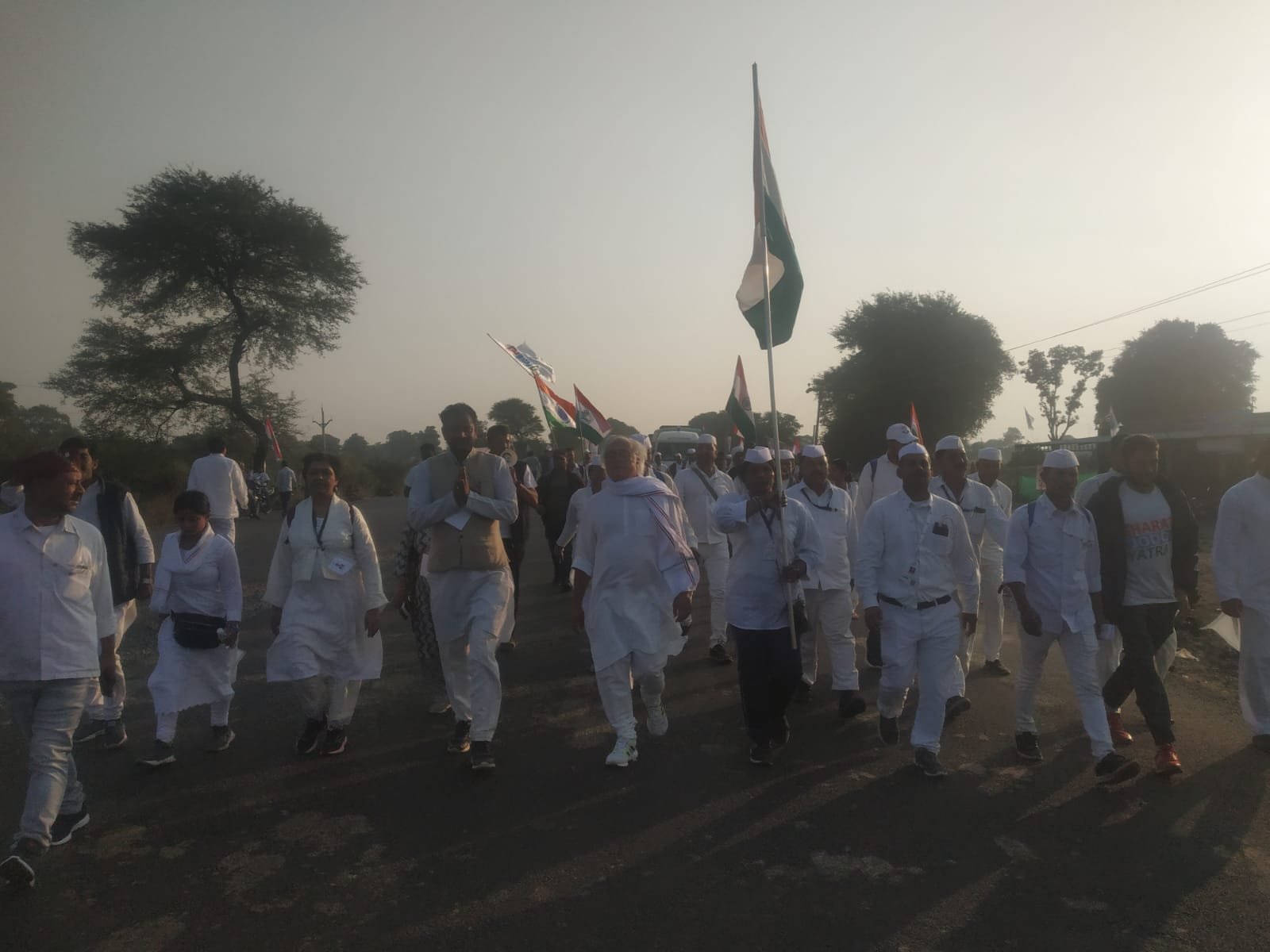 हिंदी समाचार |डॉ मृत्युंजय जोशी भारत जोड़ो...