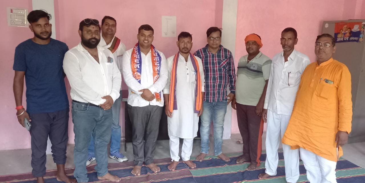 हिंदी समाचार |बरसठी में अपना दल एस ने मासिक...