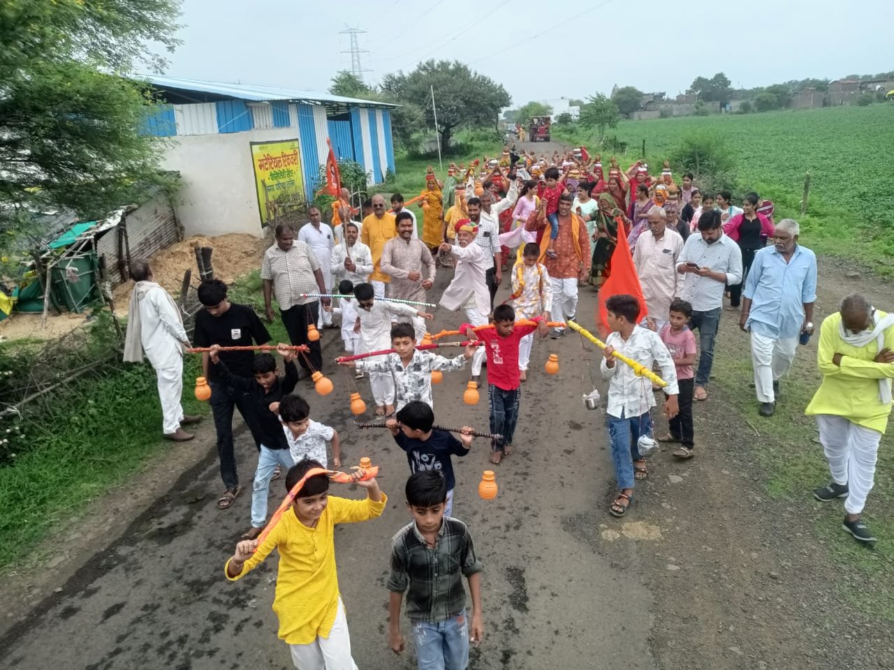 हिंदी समाचार | मिर्जापुर वासियों ने निकाली ...