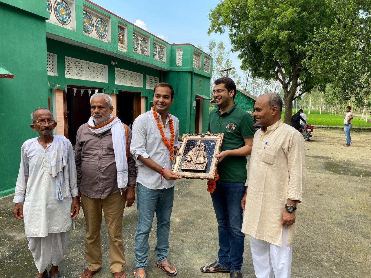 हिंदी समाचार |आईएएस में चयनित छात्र को...