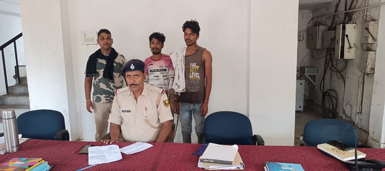 हिंदी समाचार |दो बकरी चोर गिरफ्तार भेजे गए...