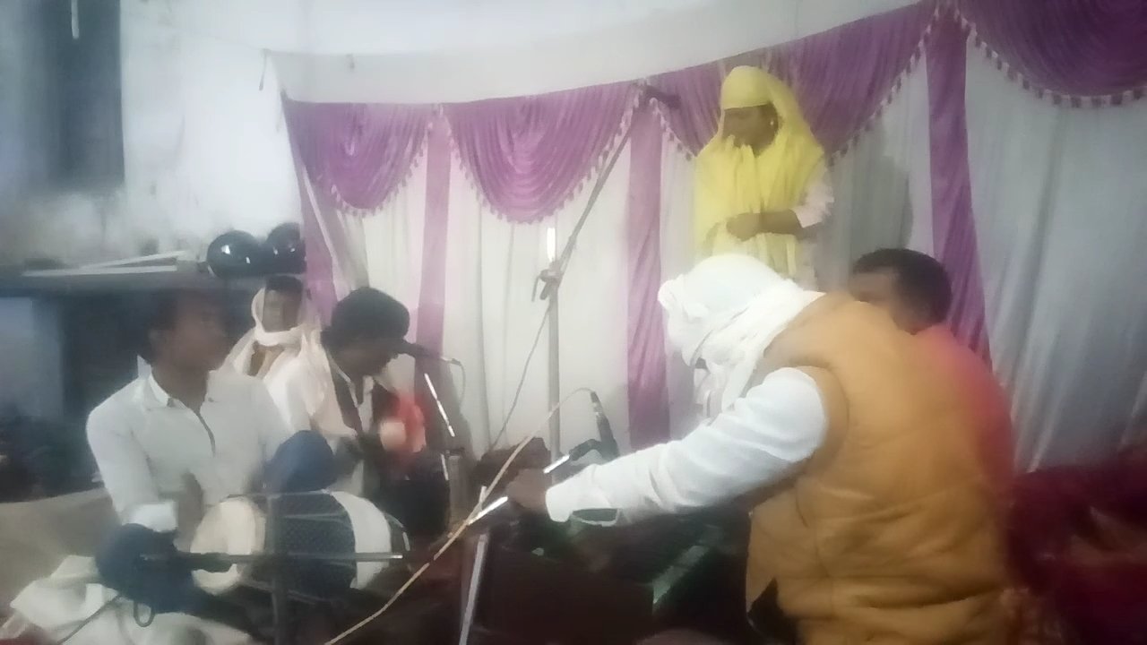 हिंदी समाचार |बिरहा का हुआ दुगोला मुकाबला