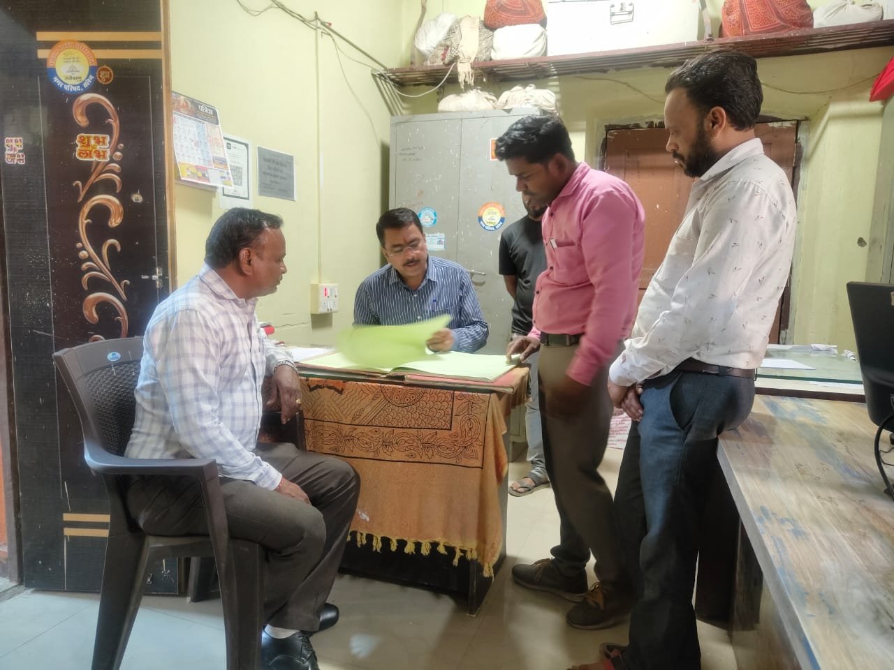 हिंदी समाचार |राजस्व अधिकारियों द्वारा...