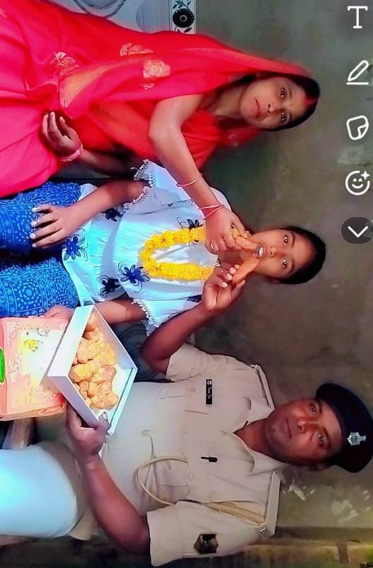 हिंदी समाचार |चौकीदार की पुत्री ने प्रखंड...