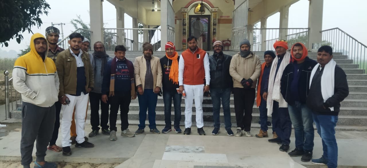 हिंदी समाचार |हिंदू युवा वाहिनी डोभी ने...