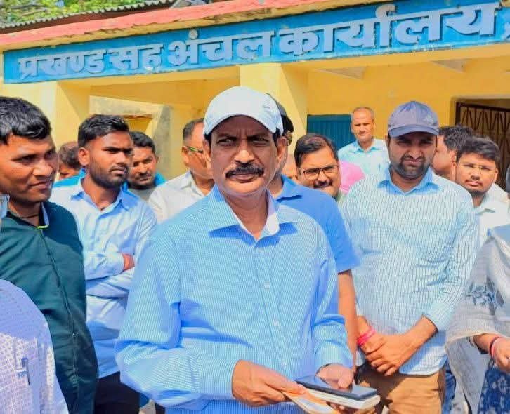 हिंदी समाचार |दिनेश राय के वीआरएस लेकर आने...