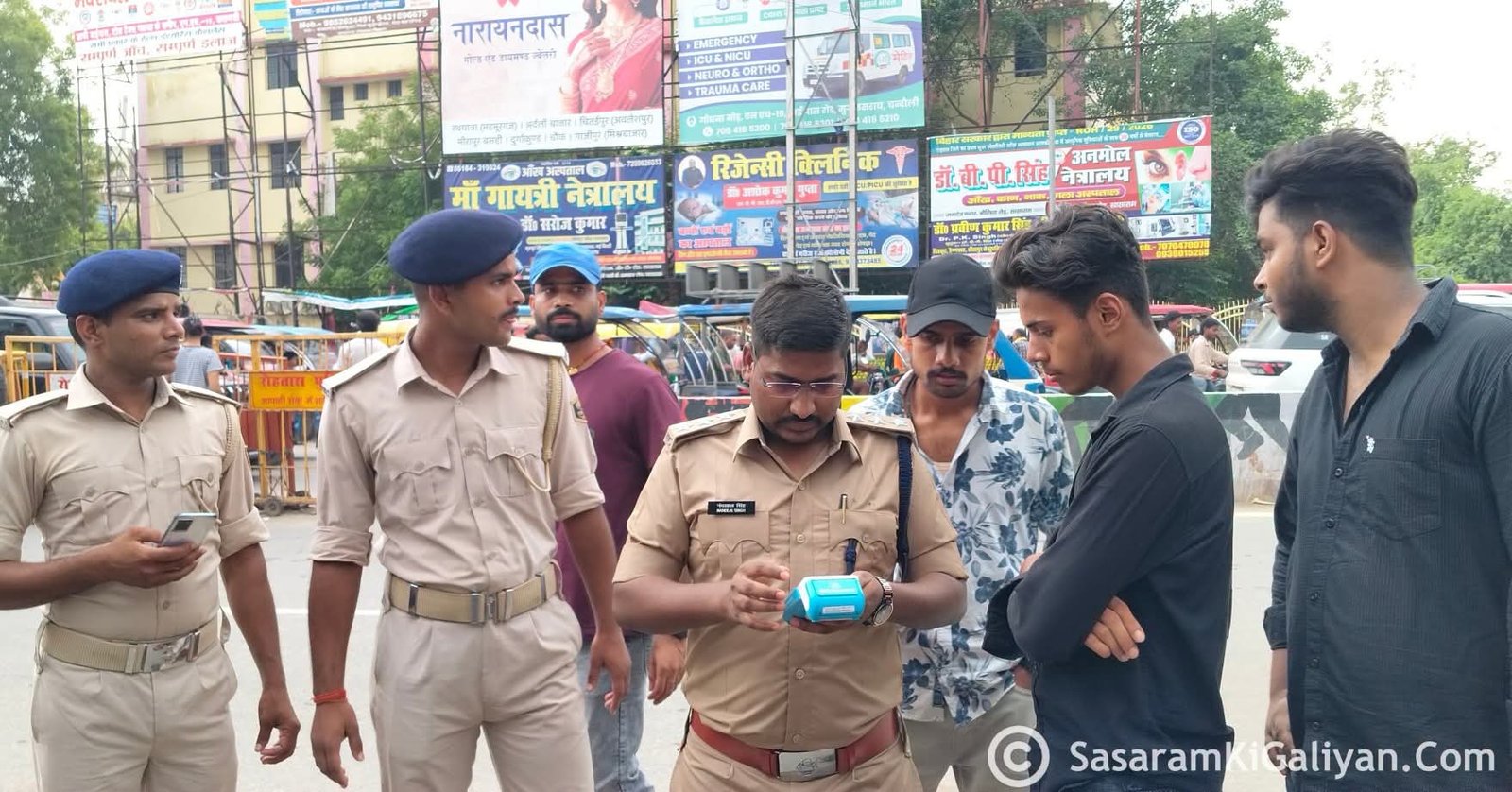हिंदी समाचार | सासाराम में वाहन चेकिंग...