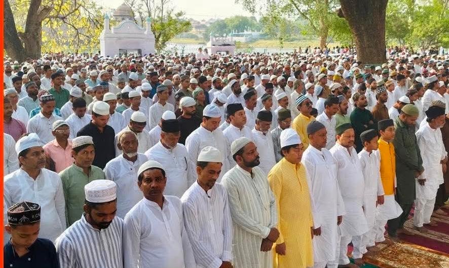 हिंदी समाचार |रोहतास में ईद-उल-अजहा का माहौल...