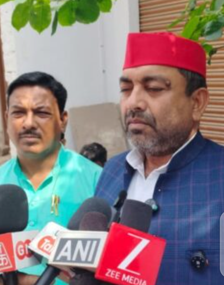 हिंदी समाचार |नाले में बहकर मरने वाले तीन...