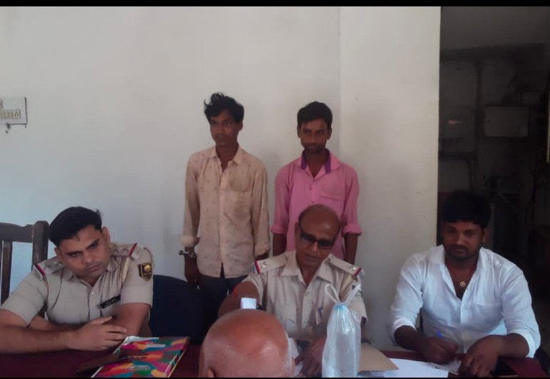 हिंदी समाचार |ड्रक्स व शराब के कारोबारी...