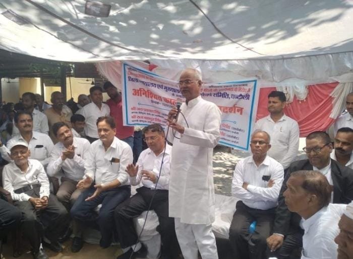 हिंदी समाचार |अधिवक्ताओं की लड़ाई किसी...