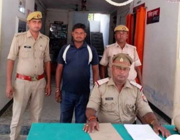 हिंदी समाचार |पास्को के तहत फरार अभियुक्त...