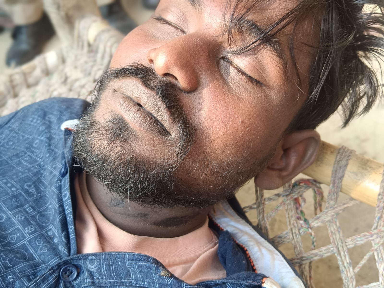 हिंदी समाचार |26 वर्षीय युवक ने फांसी लगाकर...