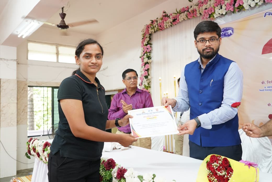 हिंदी समाचार |भिवंडी मनपा आयुक्त अनमोल सागर...