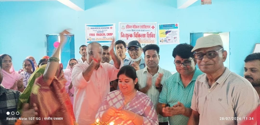 हिंदी समाचार |मुखिया पत्नी की देखरेख में...