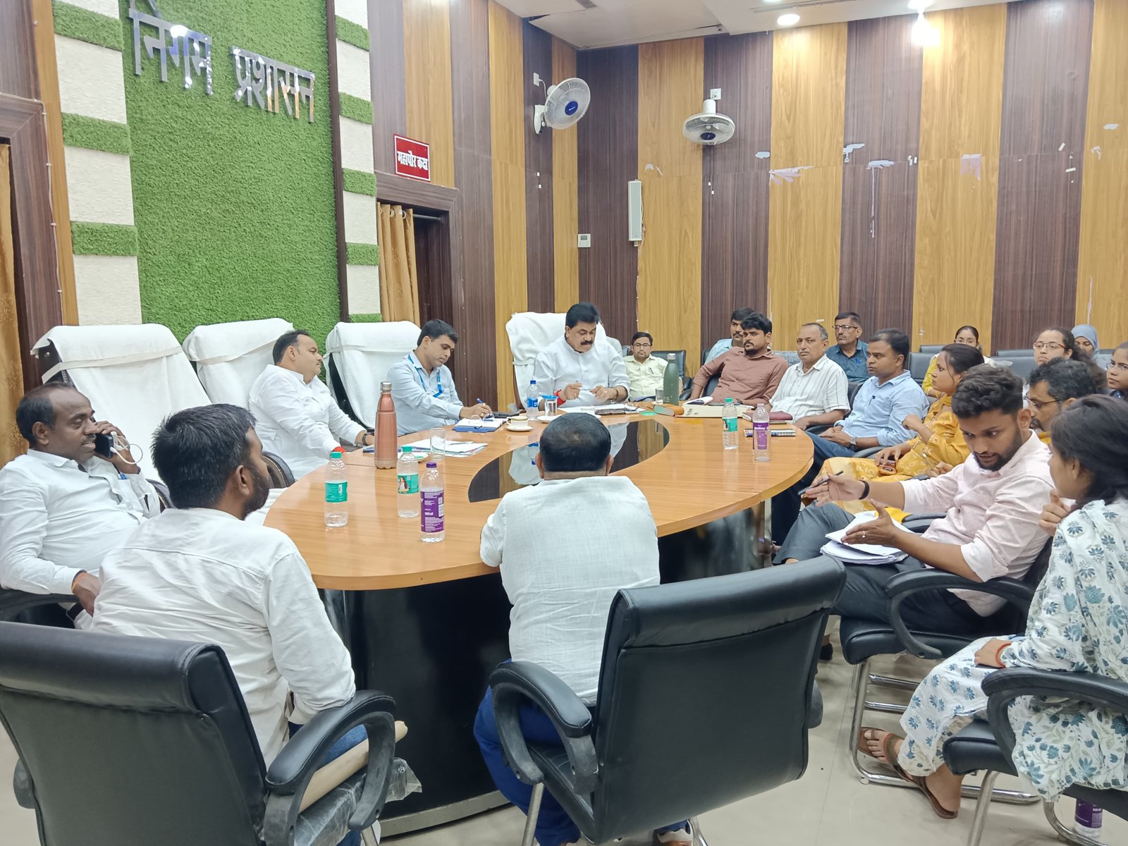 हिंदी समाचार |लाखों श्रद्धालुओं के स्वागत...