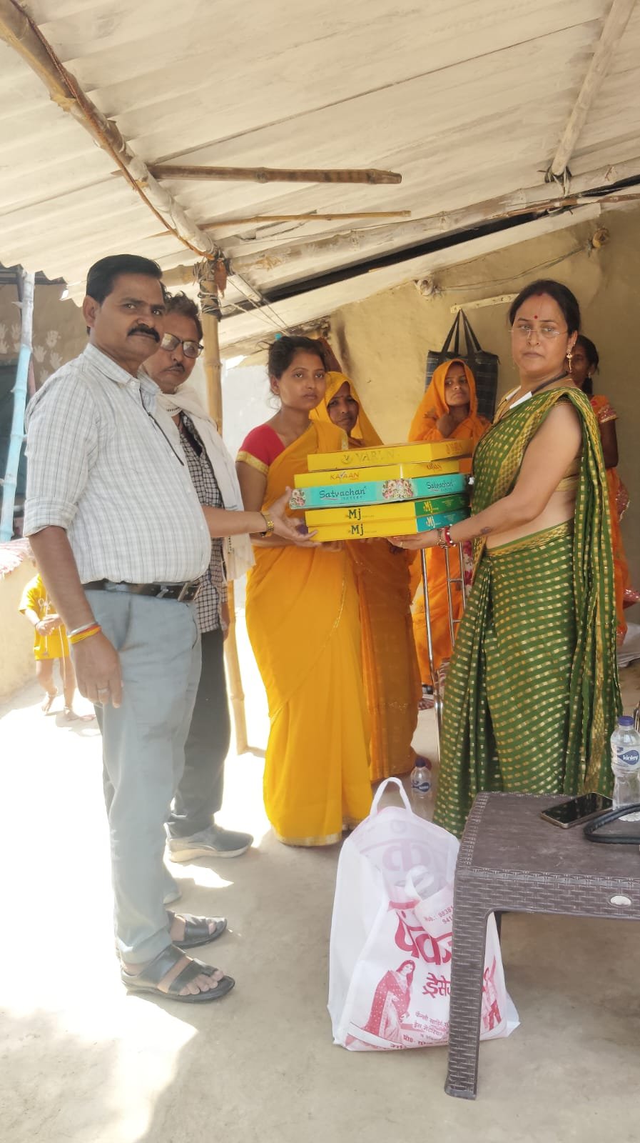 हिंदी समाचार | *पत्रकार की बेटी की शादी में...