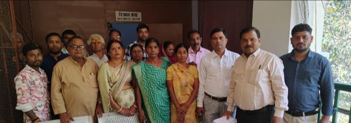 हिंदी समाचार |उत्तर प्रदेशीय चतुर्थ श्रेणी...