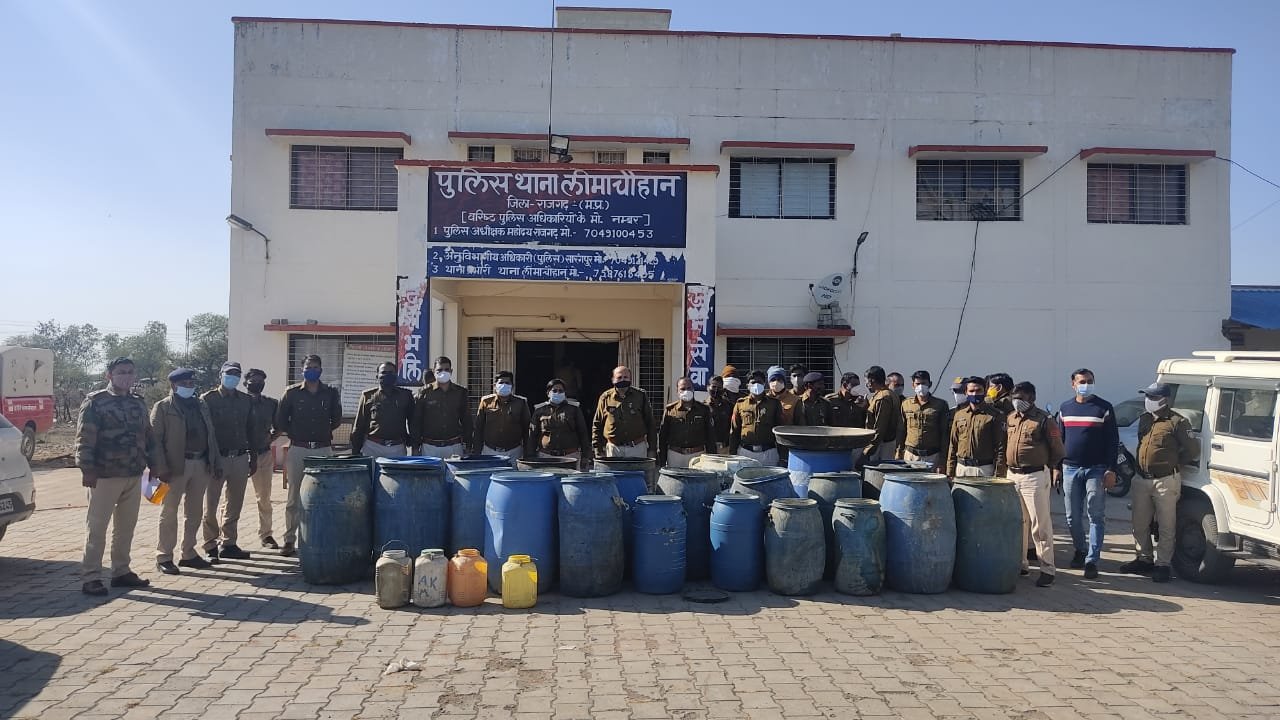हिंदी समाचार |अवैध शराब परिवहन में लिप्त...