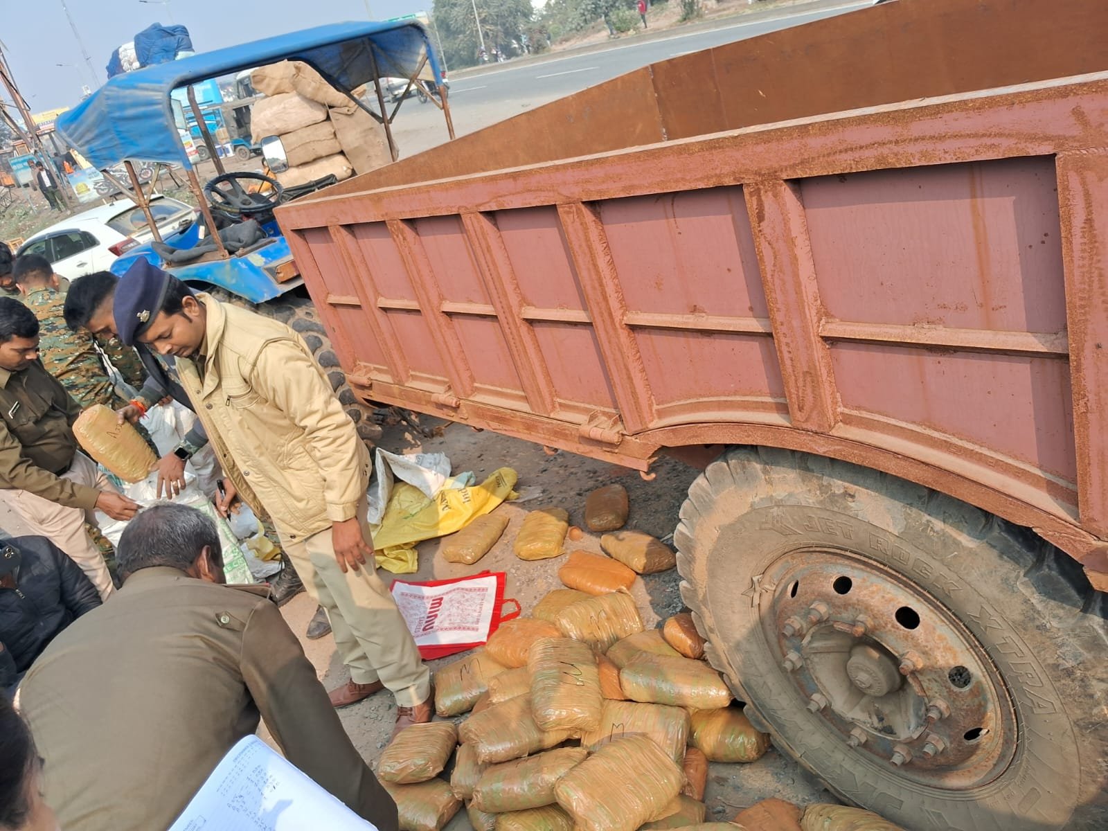 हिंदी समाचार |92.50 किलो गांजा बरामद