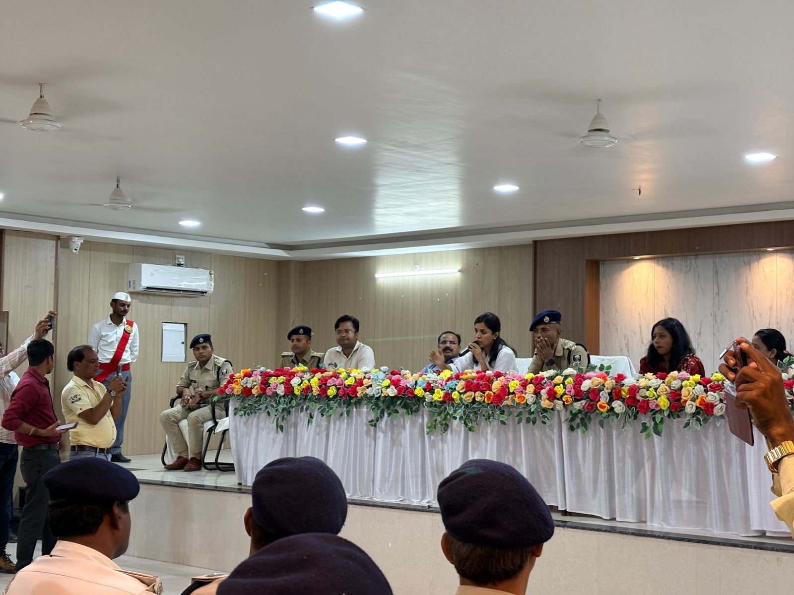 हिंदी समाचार |त्योहारों के मद्देनजर शांति...