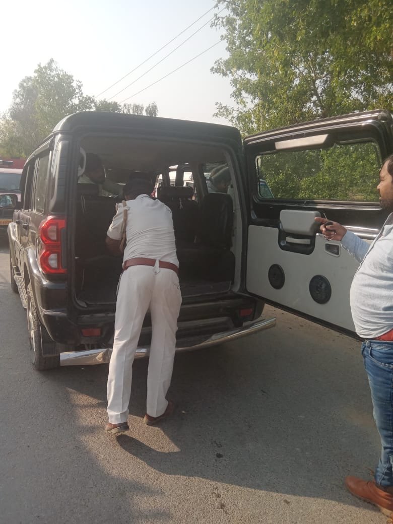 हिंदी समाचार |शराब तस्करों को लेकर थाना...