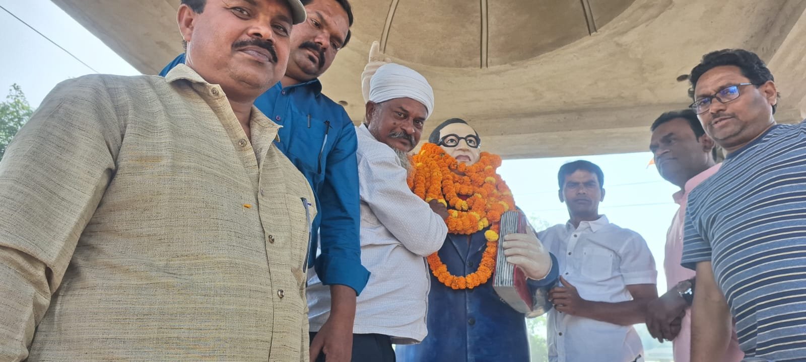 हिंदी समाचार | डेहरी में धूमधाम से मनी बाबा...