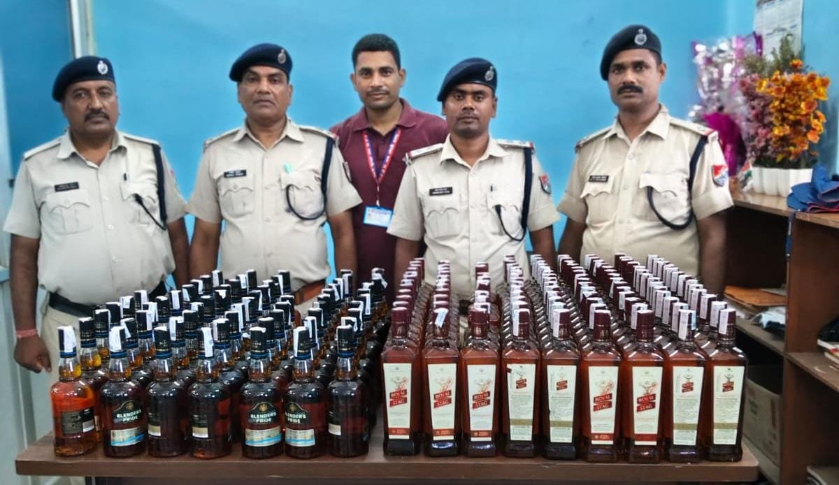 हिंदी समाचार | रेलवे सुरक्षा बल डेहरी ऑन सोन...