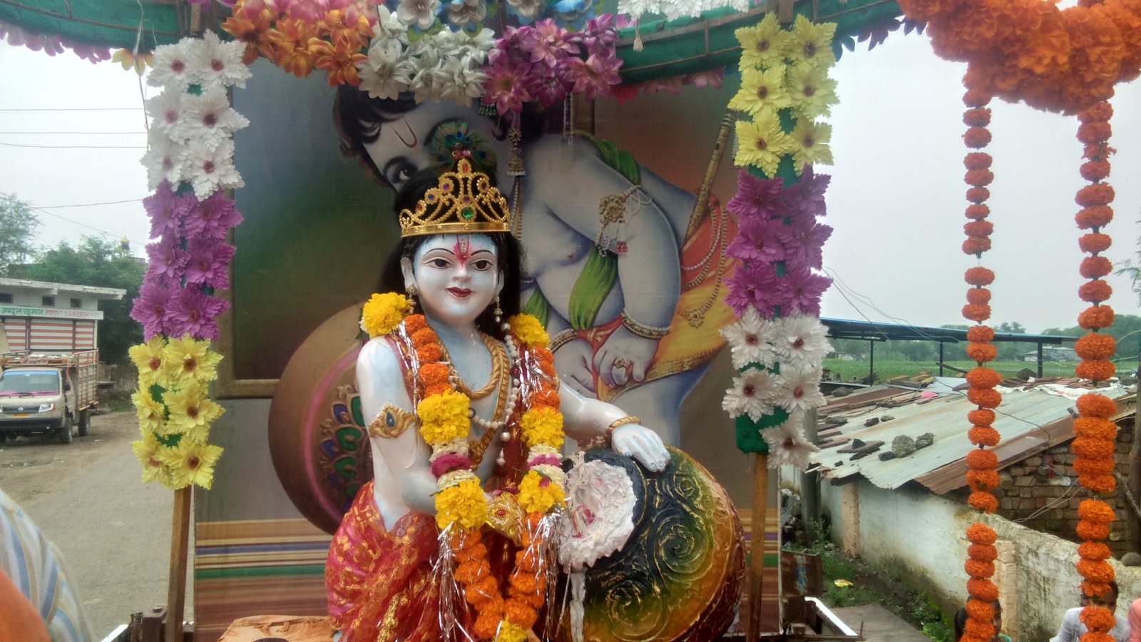 हिंदी समाचार |भगवान श्रीकृष्ण की निकाली...