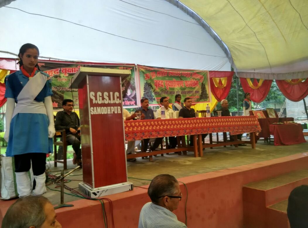 हिंदी समाचार |श्री गांधी स्मारक इण्टर कालेज...