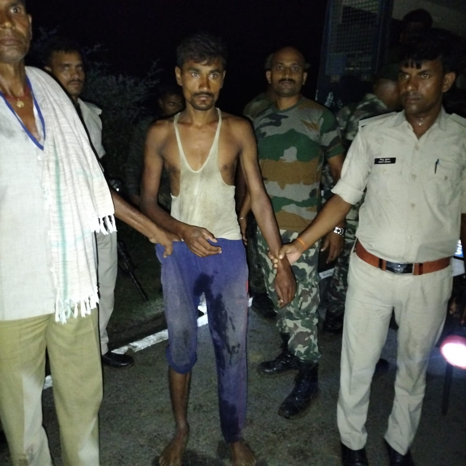 हिंदी समाचार |पुलिस की लगातार छापेमारी से...