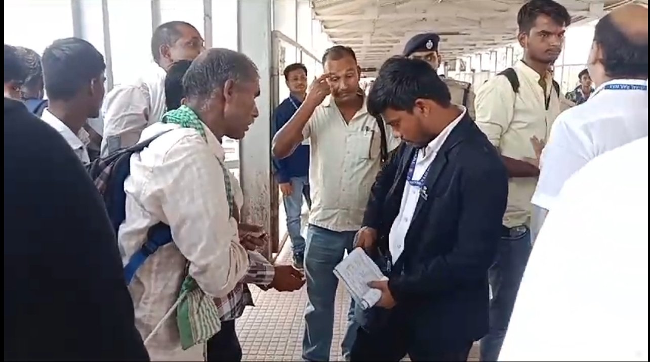 हिंदी समाचार |सासाराम जंक्शन पर नियमित रूप...