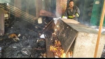 हिंदी समाचार |आजमगढ़ के सीएमओ कार्यालय के...