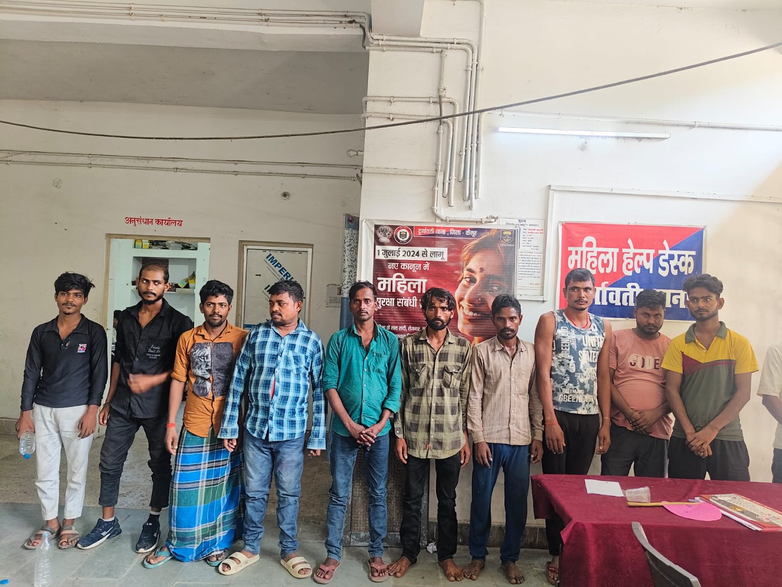 हिंदी समाचार |शराब सेवन के मामले में 11 लोगो...