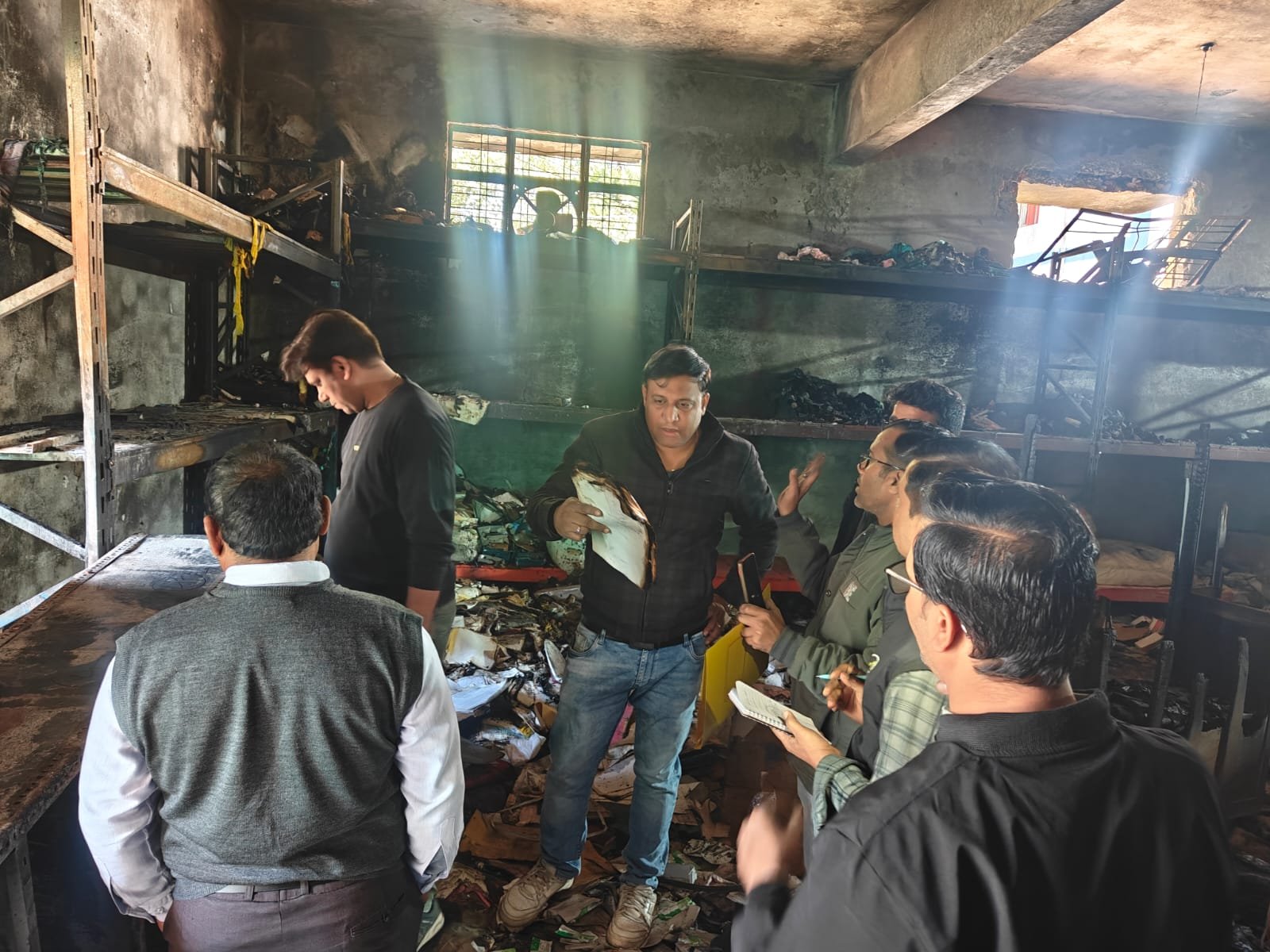 हिंदी समाचार |राजगढ़ दवा स्टोर अग्निकांड...