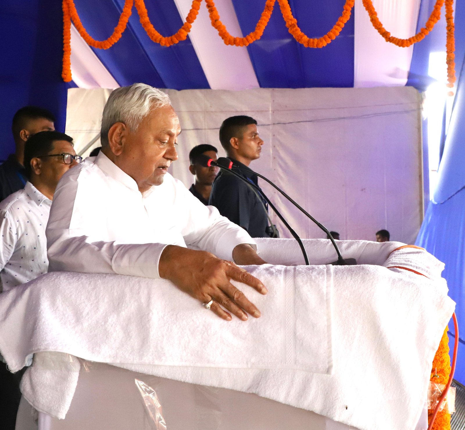 हिंदी समाचार |मुख्यमंत्री ने रोहतास को दिए 20...