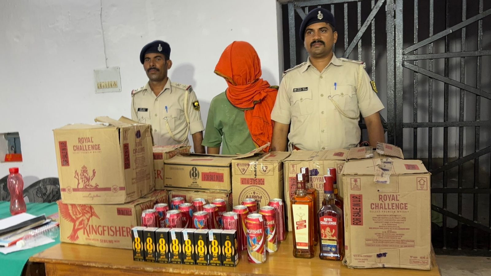 हिंदी समाचार |133.75 लीटर विदेशी शराब जब्त, 5...
