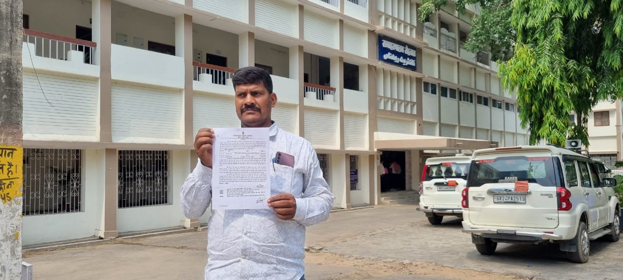 हिंदी समाचार |वार्ड पार्षद ने मुख्य पार्षद...