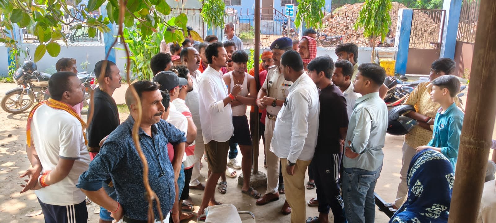 हिंदी समाचार |लड़की को गोली मार हत्या