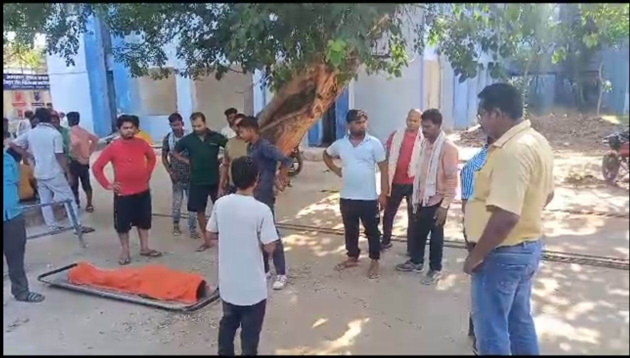 हिंदी समाचार |मजाकिया अंदाज में भाई ने भाई...