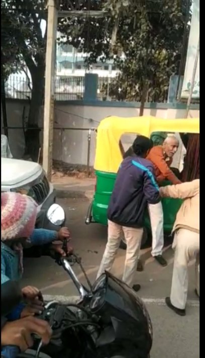 हिंदी समाचार |खबर का असर : 70 वर्षीय बुजुर्ग की...