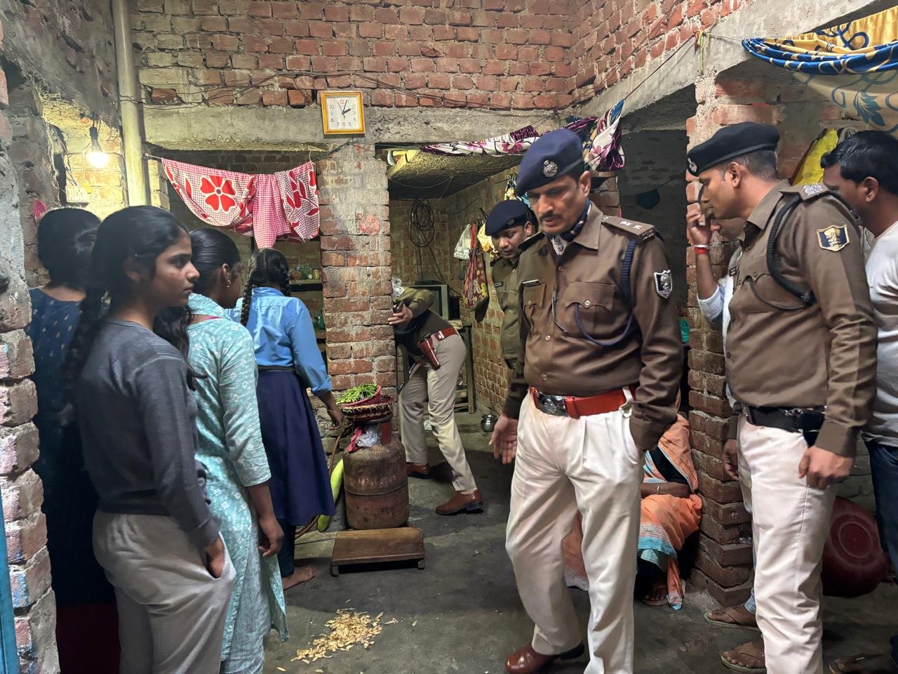 हिंदी समाचार |पति-पत्नी के विवाद में जीजा ने...
