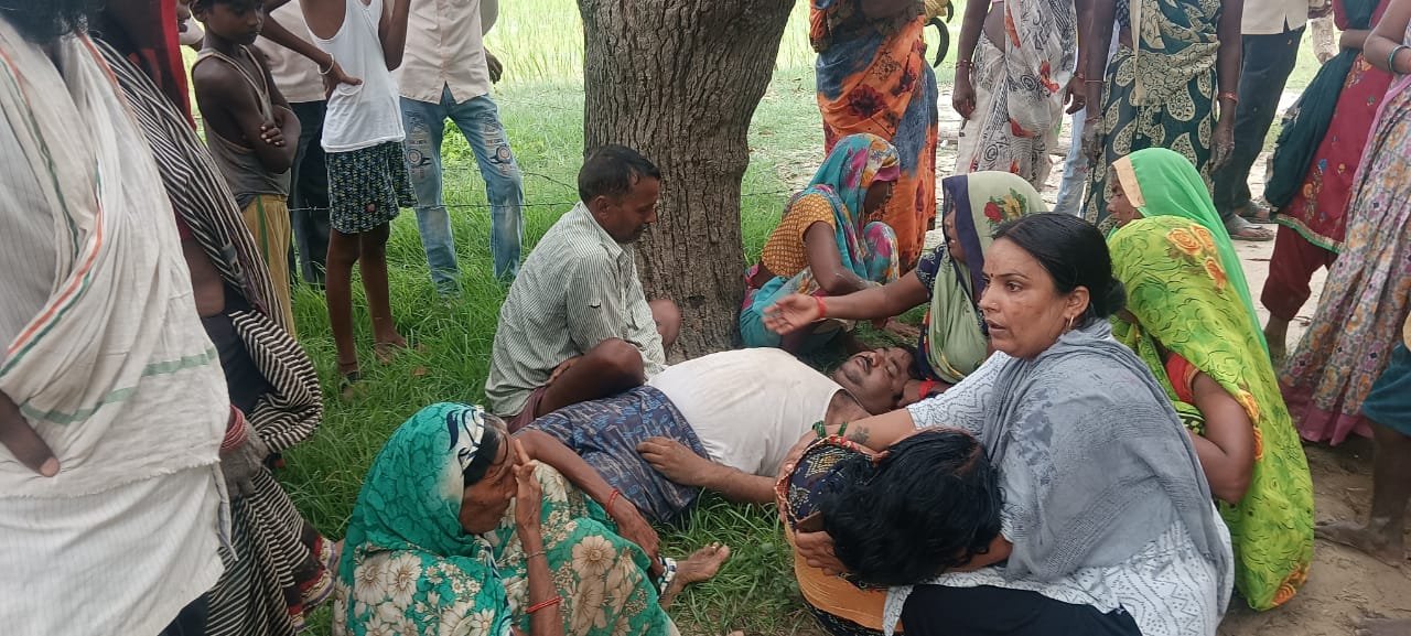 हिंदी समाचार |संदिग्ध परिस्थितियों में...