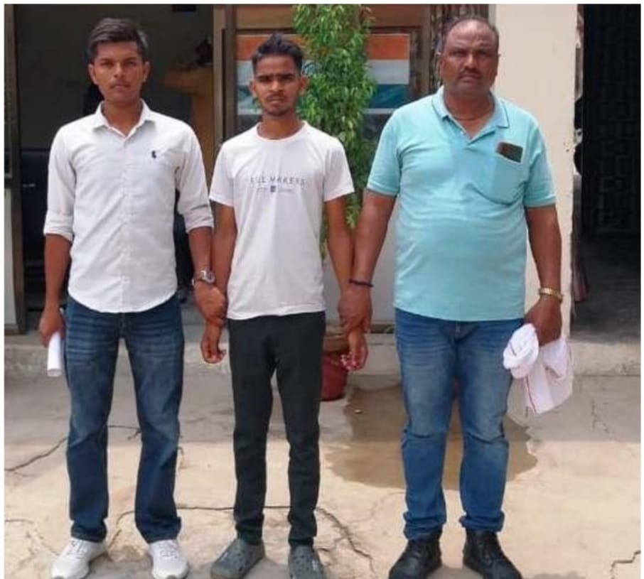 हिंदी समाचार |नाबालिग से दुष्कर्म के आरोप...