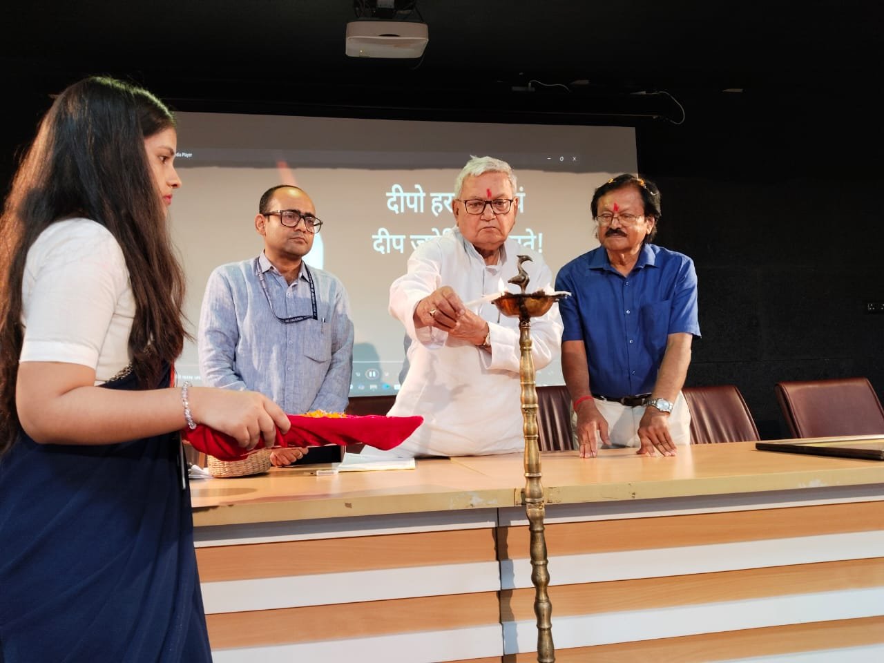 हिंदी समाचार |हस्तशिल्प सेवा केंद्र पटना के...