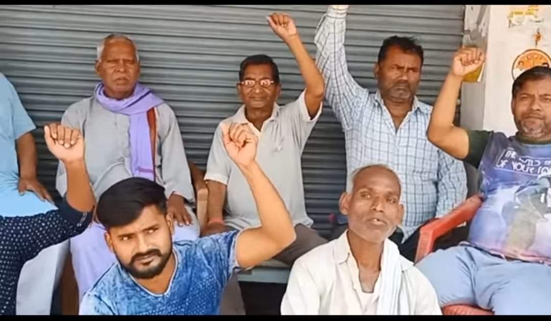 हिंदी समाचार |ड्योढ़ी बाजार में एलईडी बल्ब...