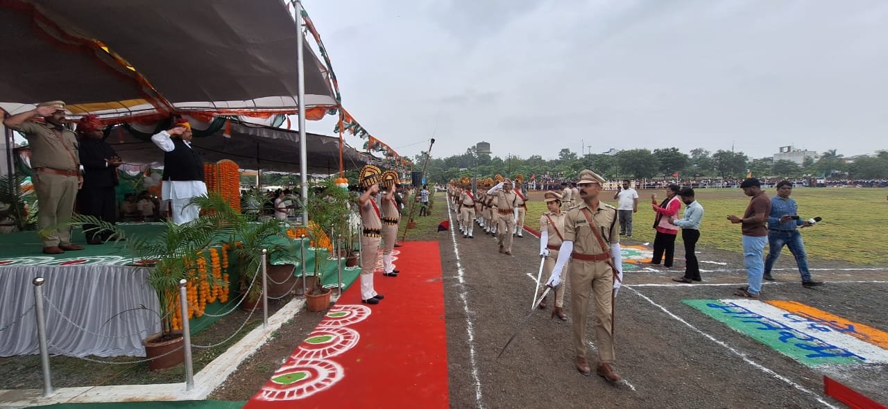 हिंदी समाचार |राजगढ़ में प्रभारी मंत्री...