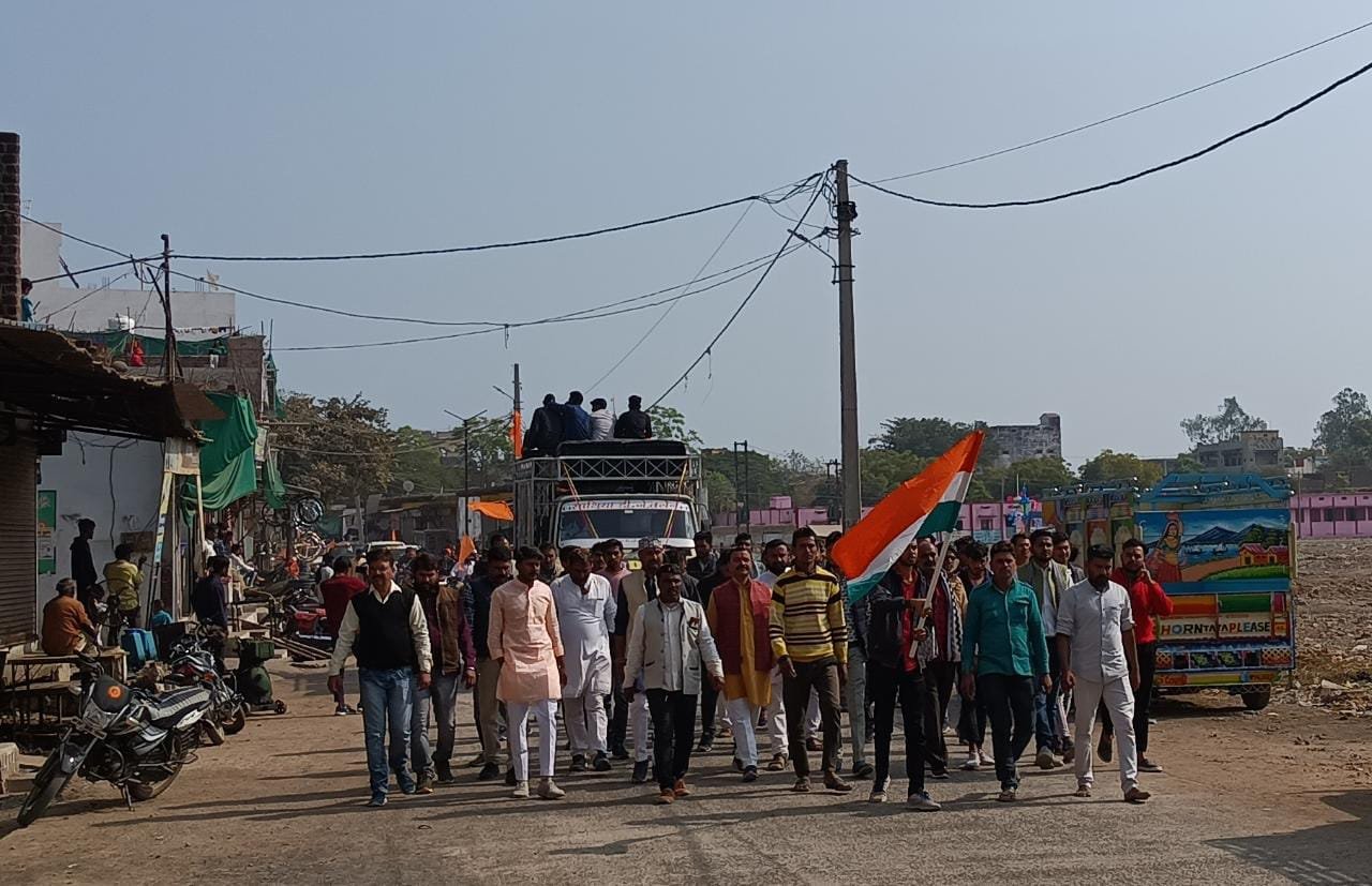 हिंदी समाचार |नगर में निकाली करणी सेना ने...