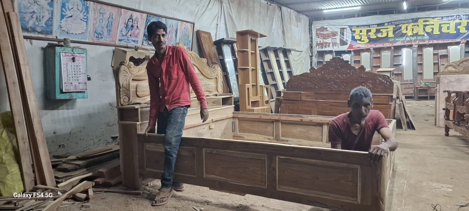 हिंदी समाचार | ऑनलाइन के दौर में भी स्थानीय...